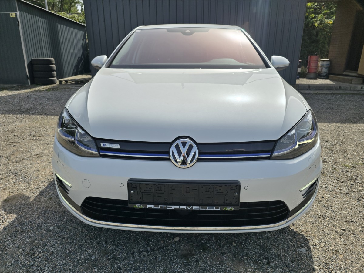 volkswagen-golf-e-100kw-led-virtual - 1