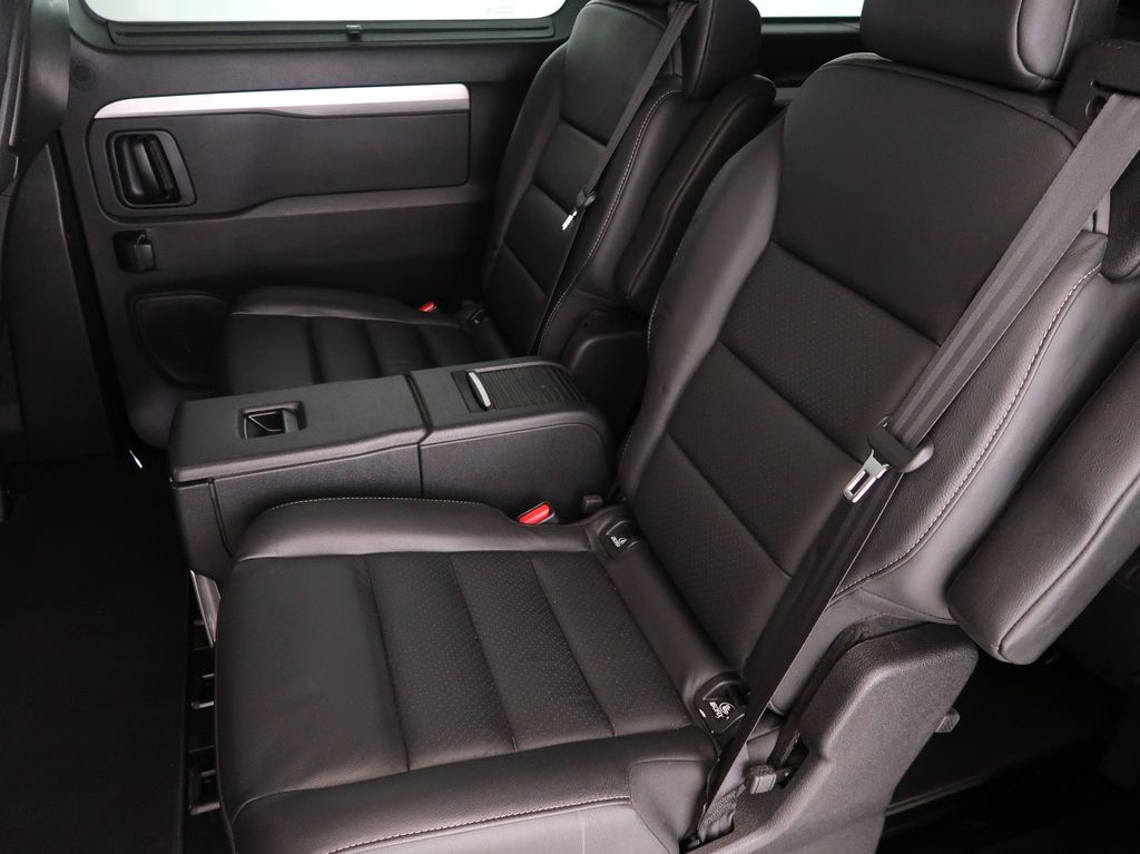 toyota-proace-2-0-d-4d-130kw-vip-l2-at-cz - 9