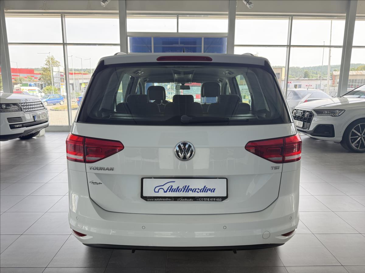 volkswagen-touran-1-2-tsi-comfortline-serviska - 4