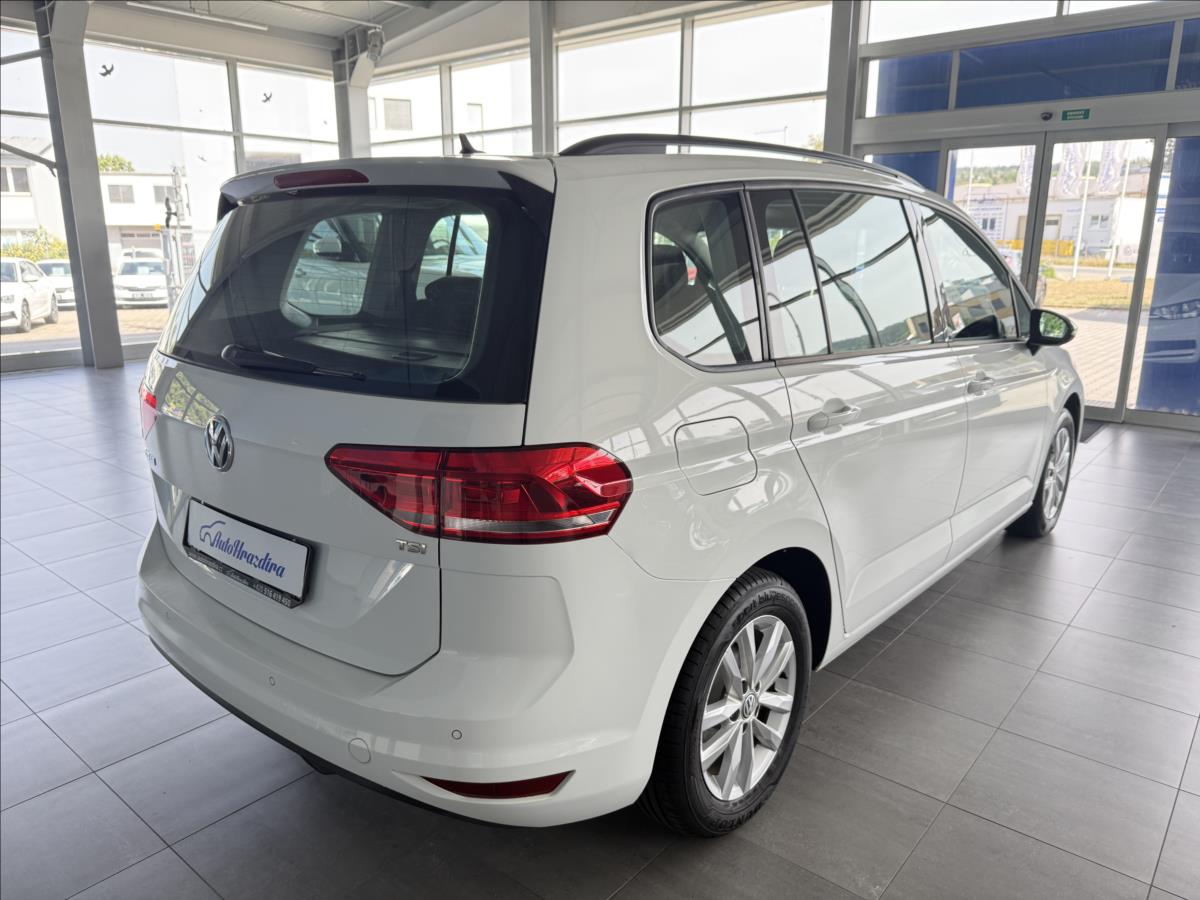 volkswagen-touran-1-2-tsi-comfortline-serviska - 5