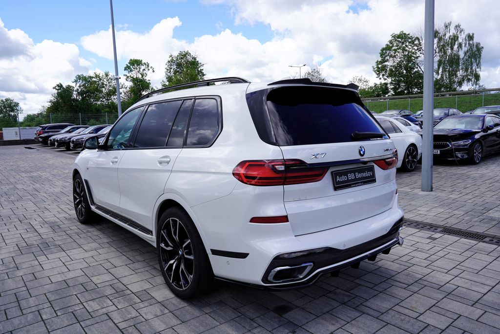 bmw-x7-40d-xdrive-mpaket-at9-22-340ps - 3