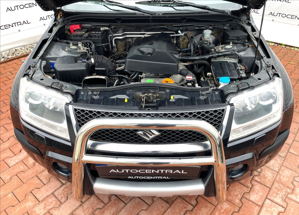 suzuki-grand-vitara-2-0-i-103kw-4x4 - 7