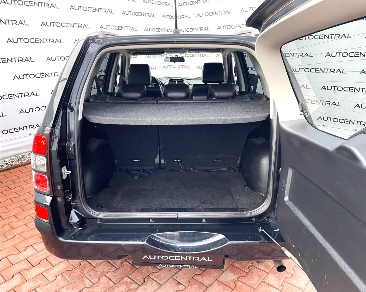 suzuki-grand-vitara-2-0-i-103kw-4x4 - 9