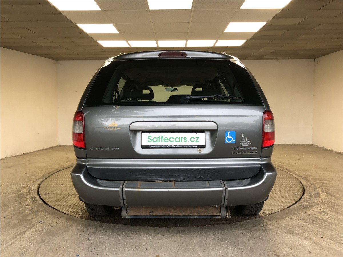 chrysler-voyager-2-8-crdi - 5