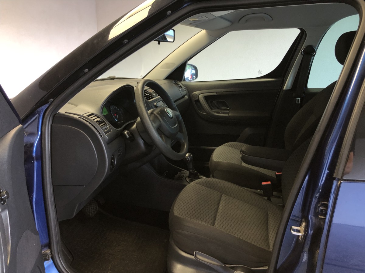 skoda-roomster-1-2-tsi-dsg - 8
