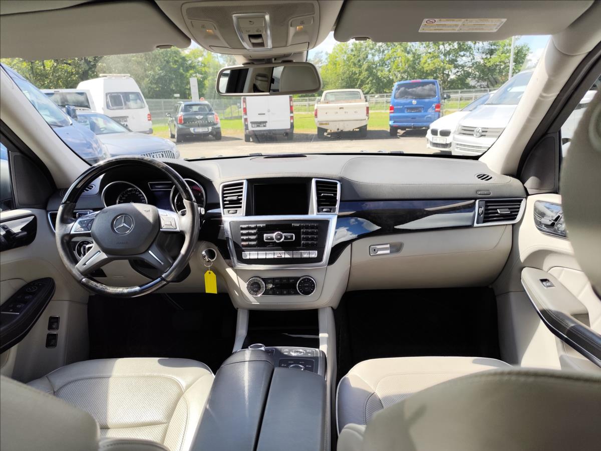 mercedes-benz-gl-350-cdi-bluetec-4m-amg-190kw-cr - 3