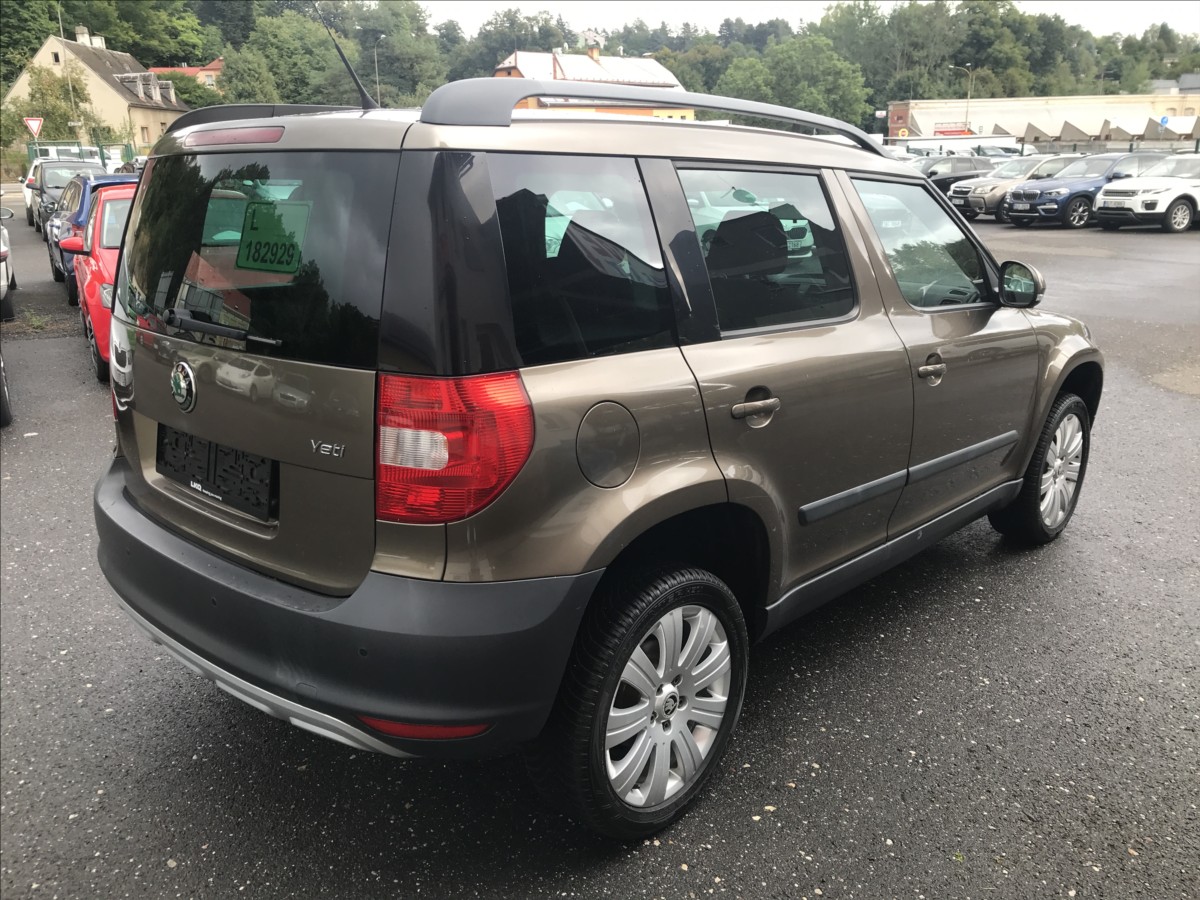 skoda-yeti-1-2-tsi-77kw-mt-4x2 - 4