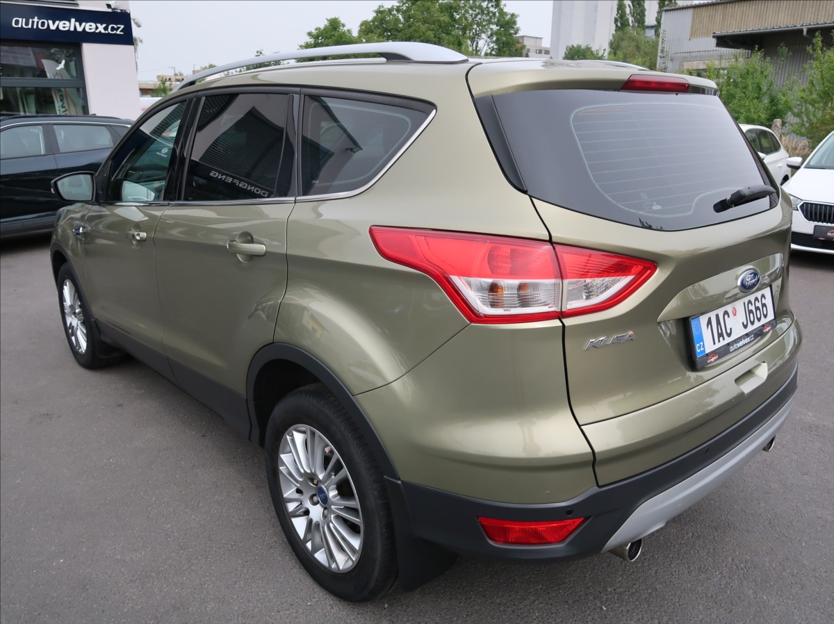 ford-kuga-2-0-tdci-120kw-titanium-panorama - 3