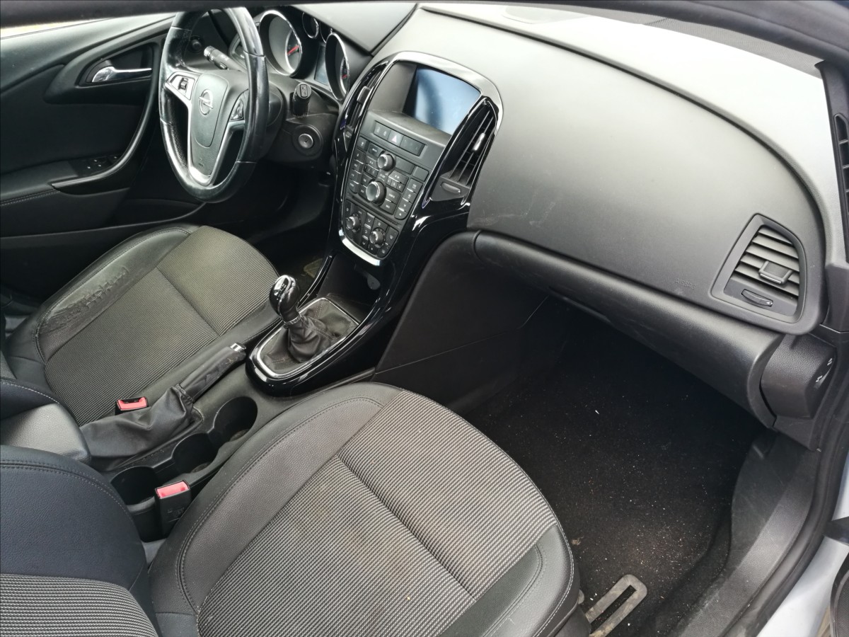 opel-astra-1-6-cdti-kombi - 9