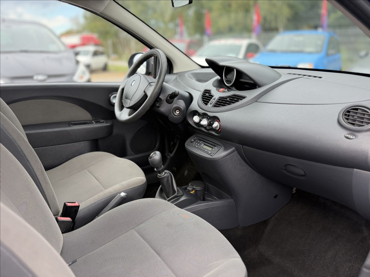renault-twingo-1-2 - 8
