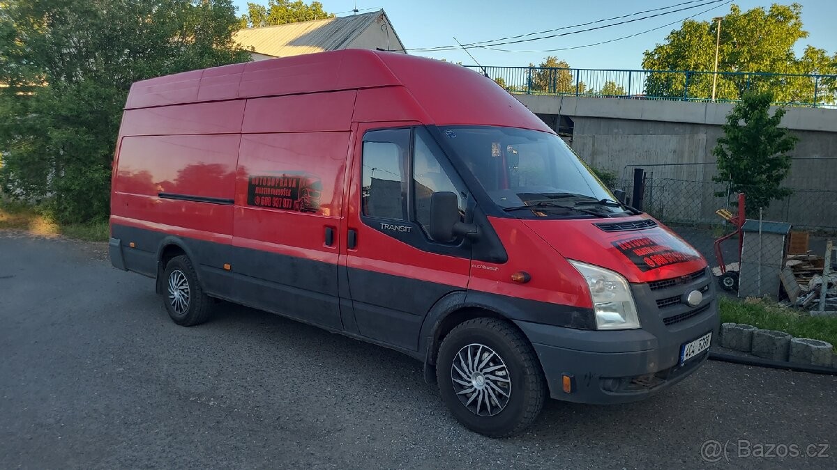 ford-transit-2-4-diesel-zadni-nahon-rv-2008 - 4