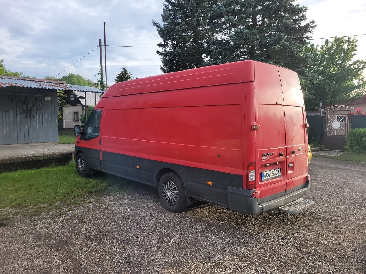 ford-transit-2-4-diesel-zadni-nahon-rv-2008 - 5