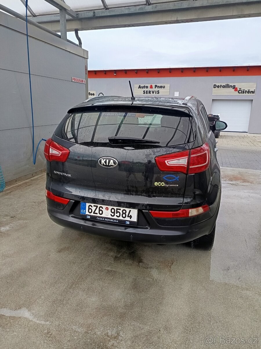 kia-sportage-1-7-crdi - 8