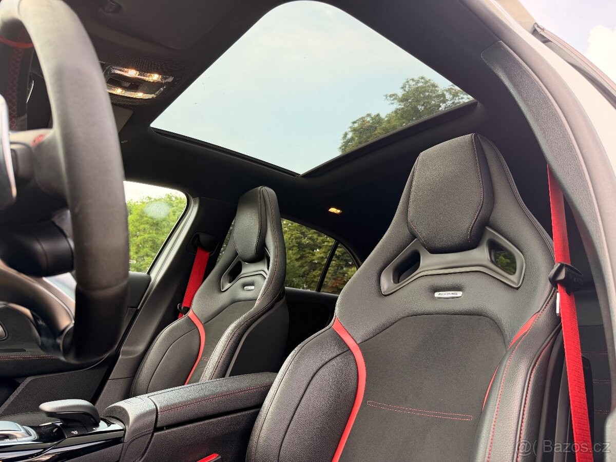mercedes-benz-tridy-a-2-0-s-amg-4matic-pano - 3