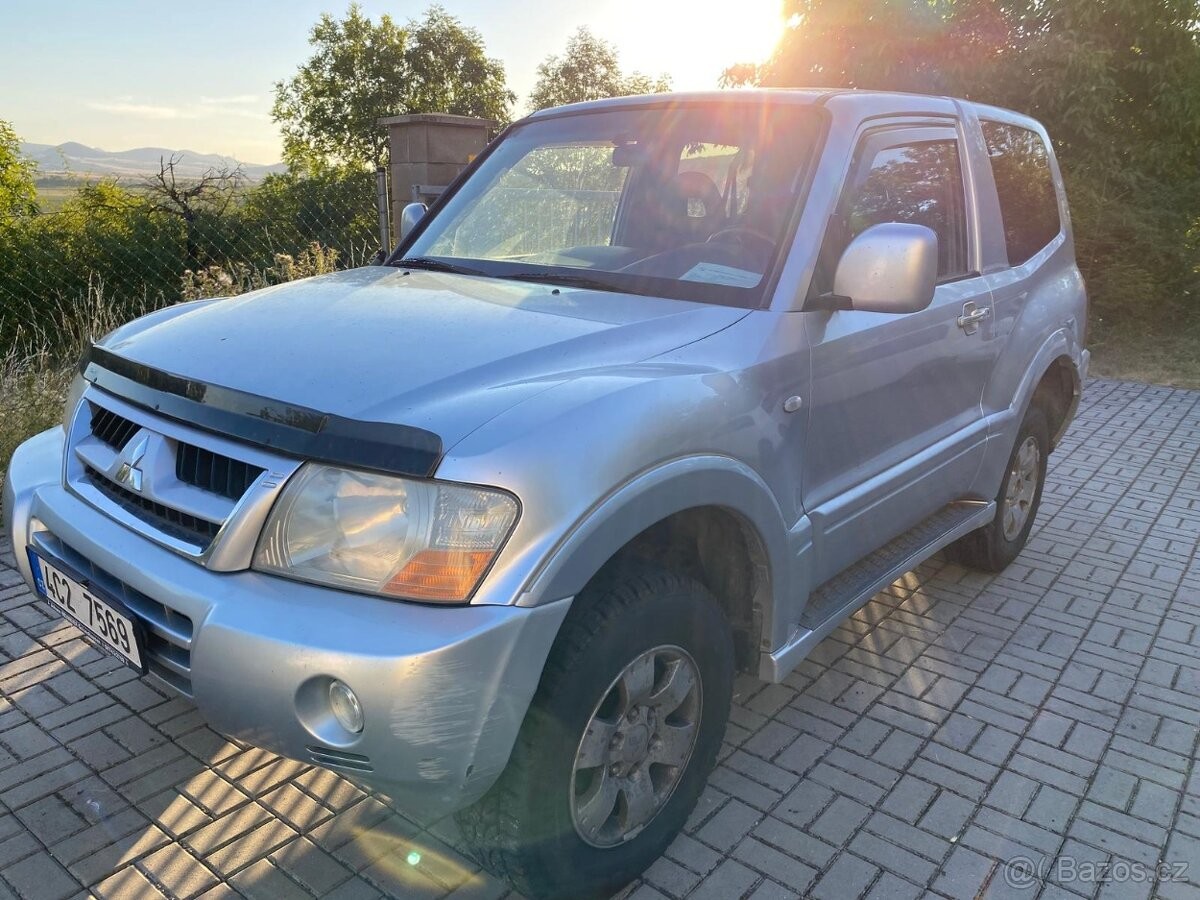 Mitsubishi Pajero 3,2   DI-D AUT., RV2003,4x4,STK 8/28