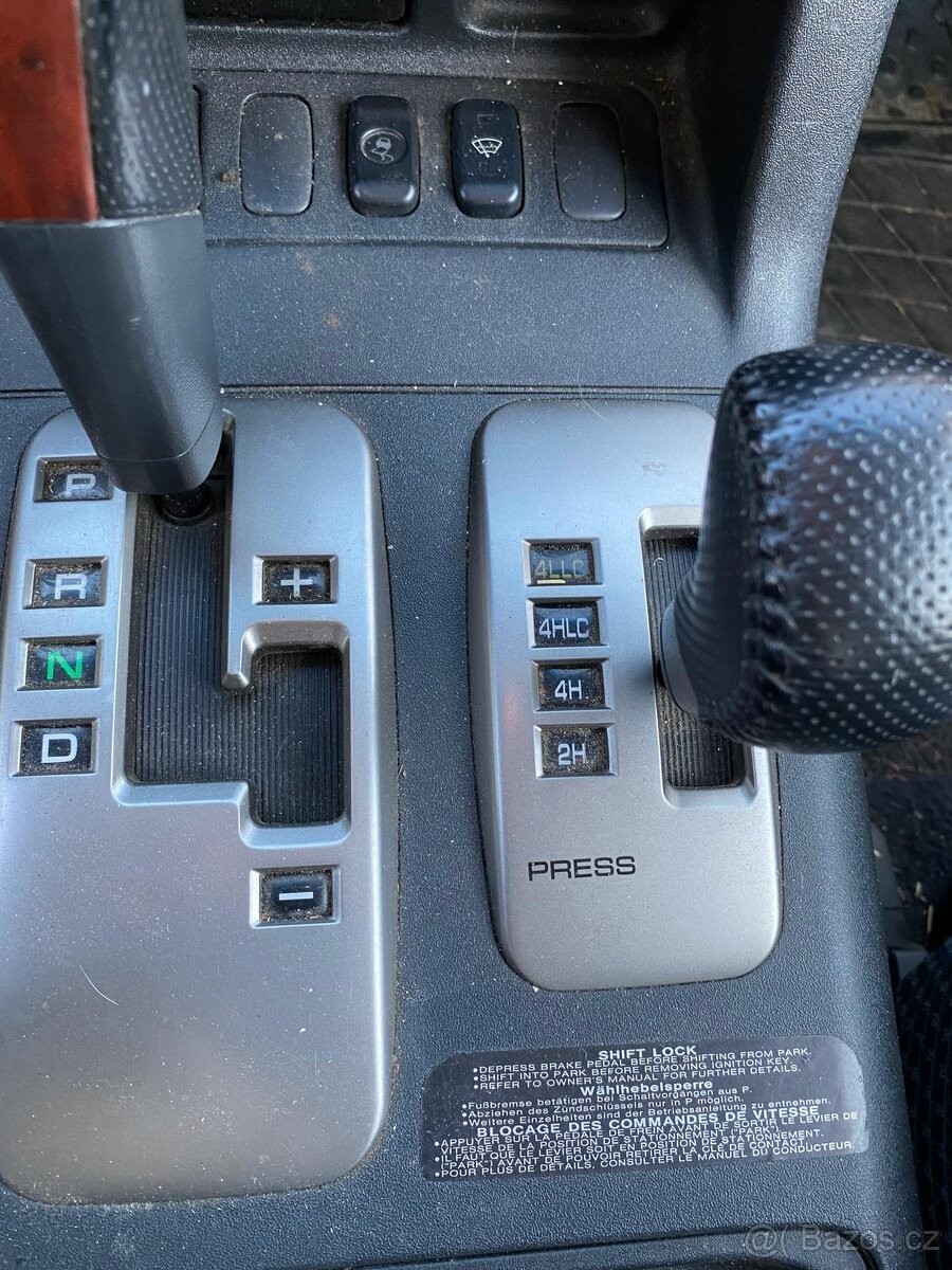 mitsubishi-pajero-3-2-di-d-aut-rv2003-4x4-stk-8-28 - 6