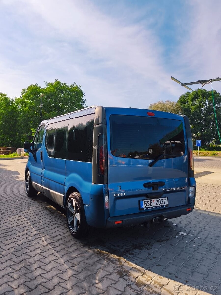 opel-vivaro-1-9-obytne-auto - 1