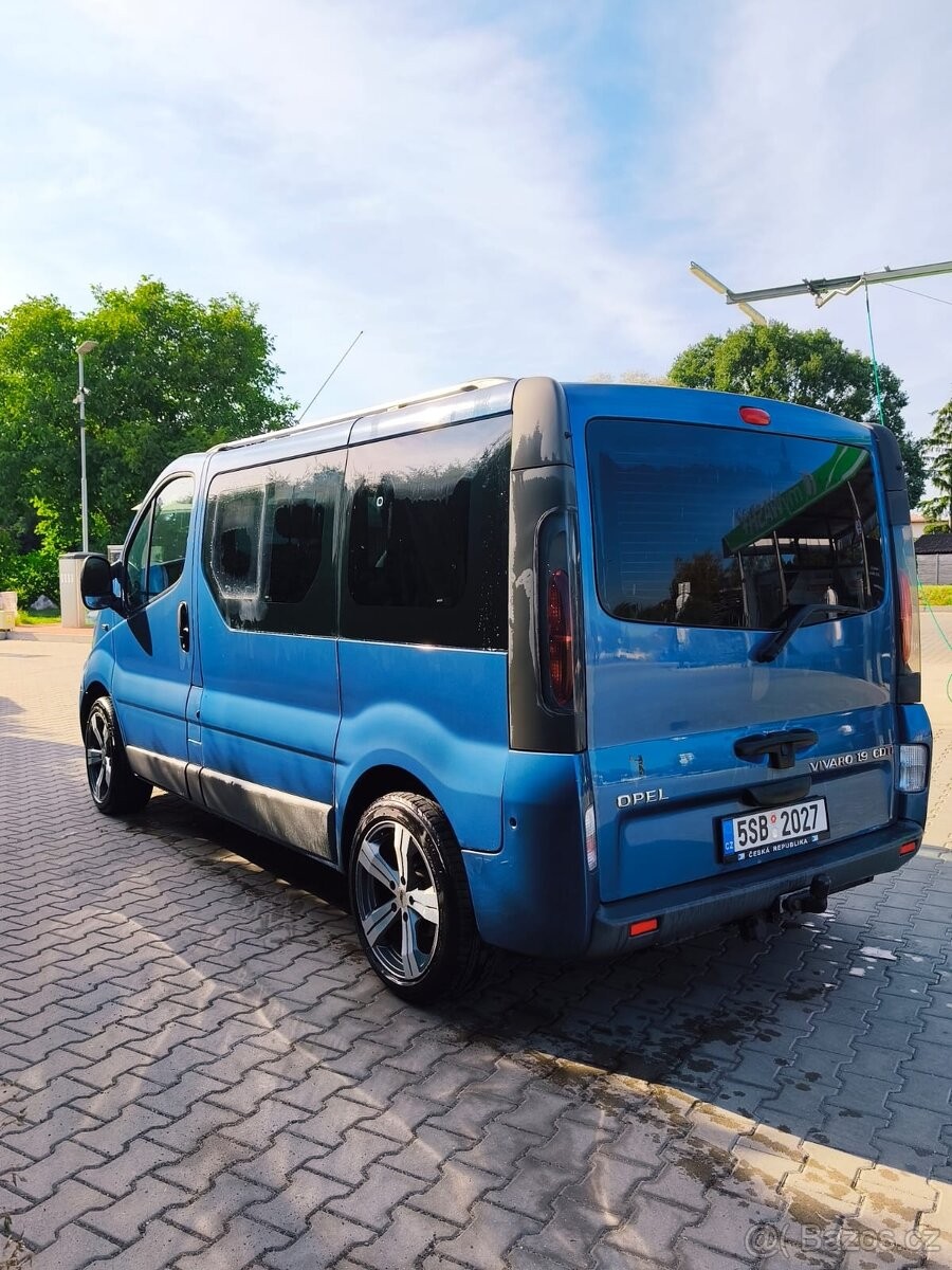 opel-vivaro-1-9-obytne-auto - 2