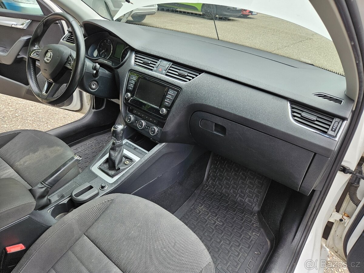 skoda-octavia-1-4-tsi-g-tec-81-kw-elegance-cr - 6