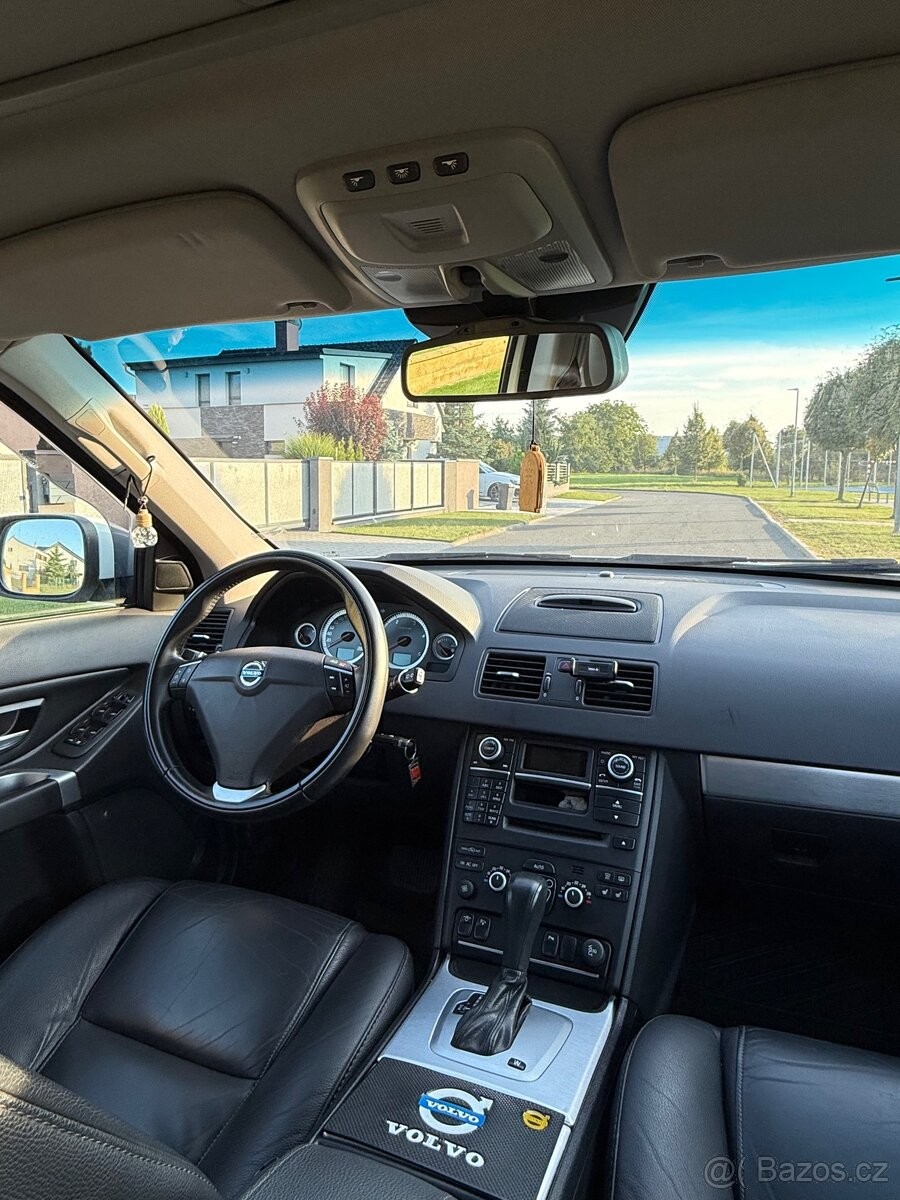 volvo-xc90-2-4 - 3