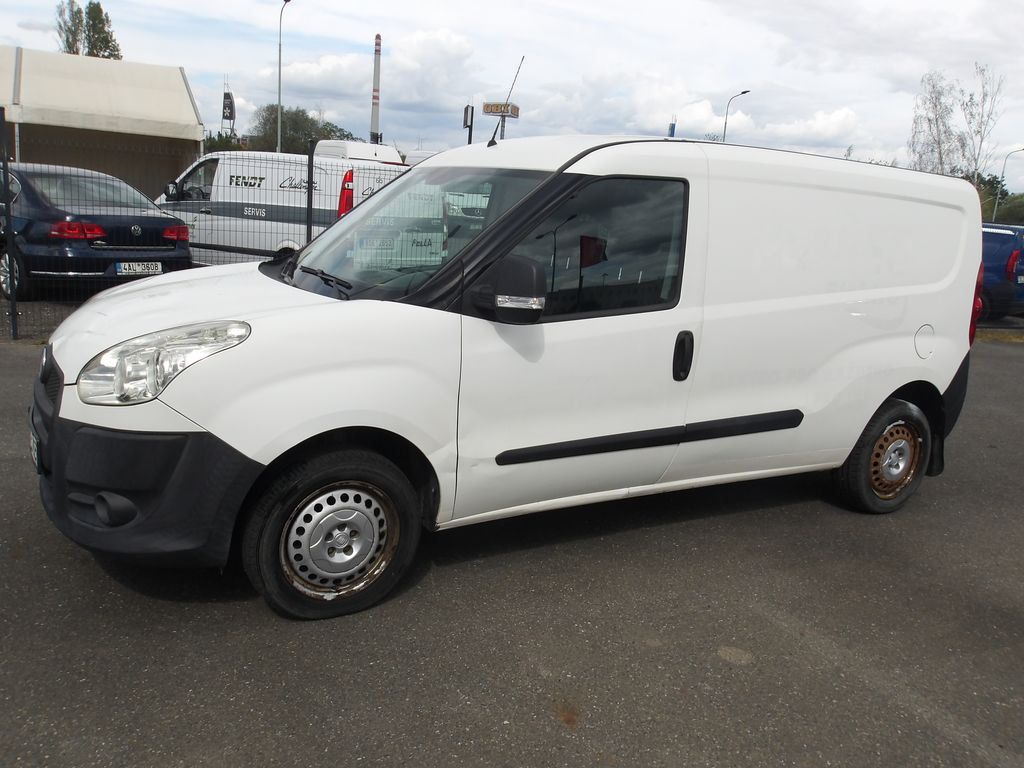 fiat-doblo-cargo-1-4i-cr-1-maj-21-dph - 1