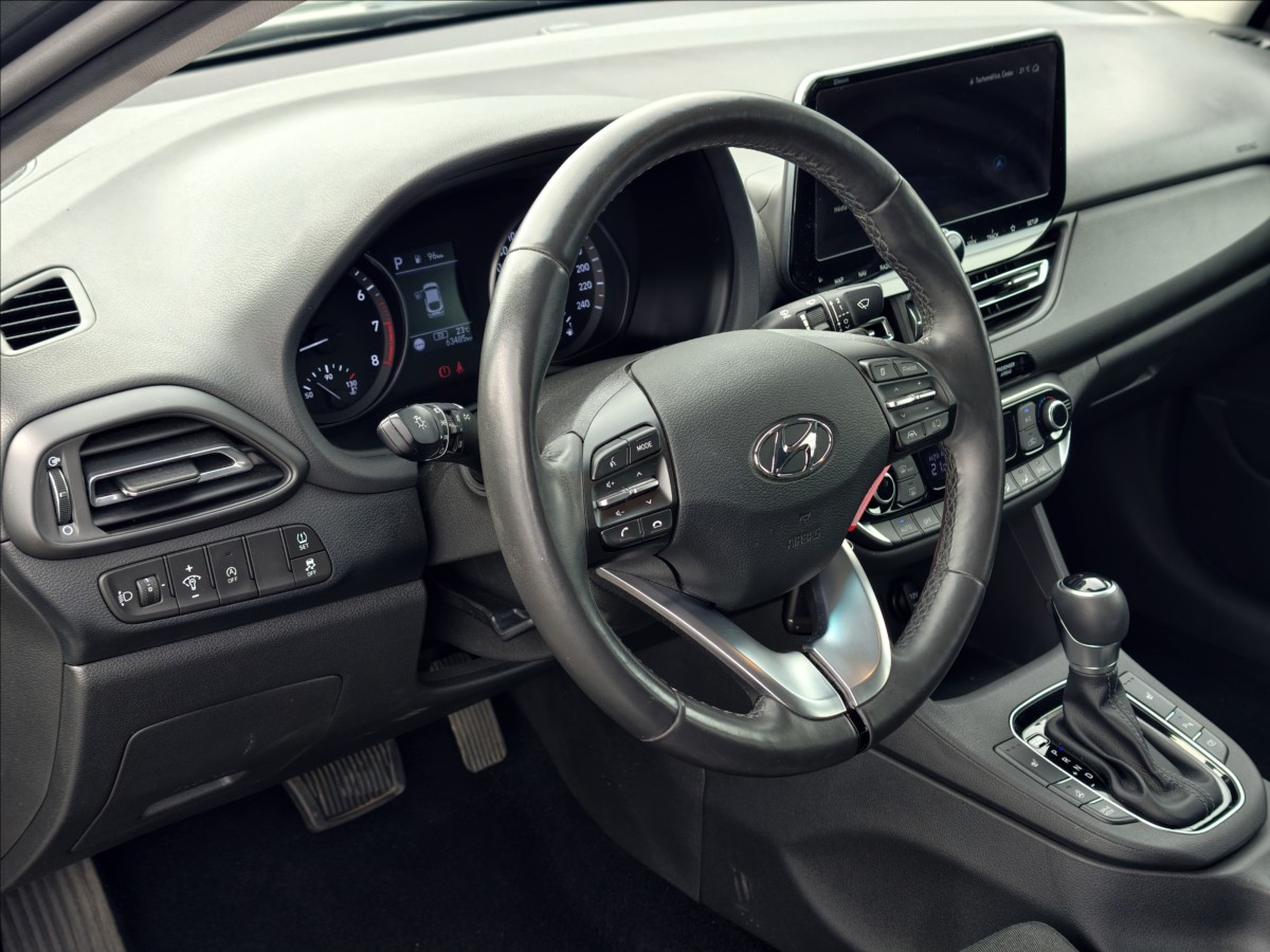 hyundai-i30-1-5-t-gdi-smart-navi-dct - 4