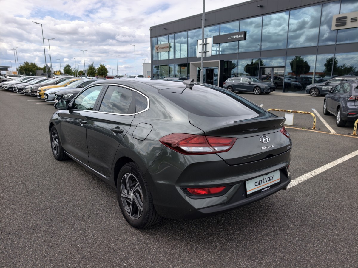 hyundai-i30-1-5-t-gdi-smart-navi-dct - 5