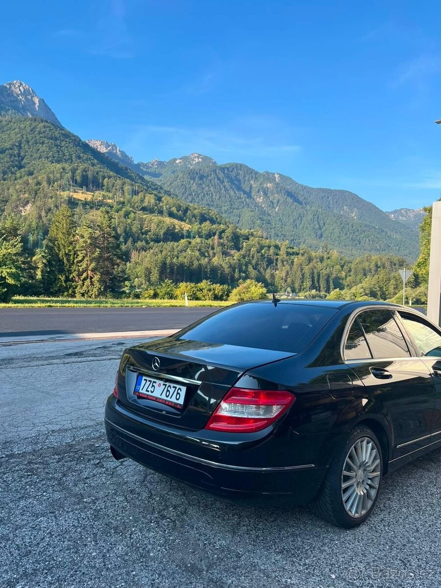 mercedes-benz-tridy-c-2-0-c220-cdi-2008-automat - 1