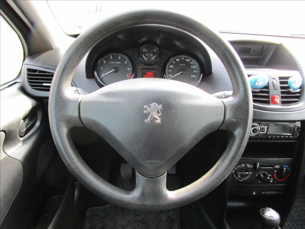 peugeot-207-1-4i-54kw - 7