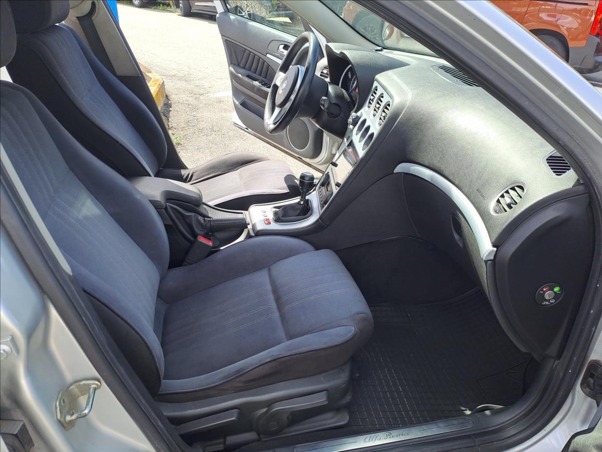 alfa-romeo-159-1-9-jtd - 7