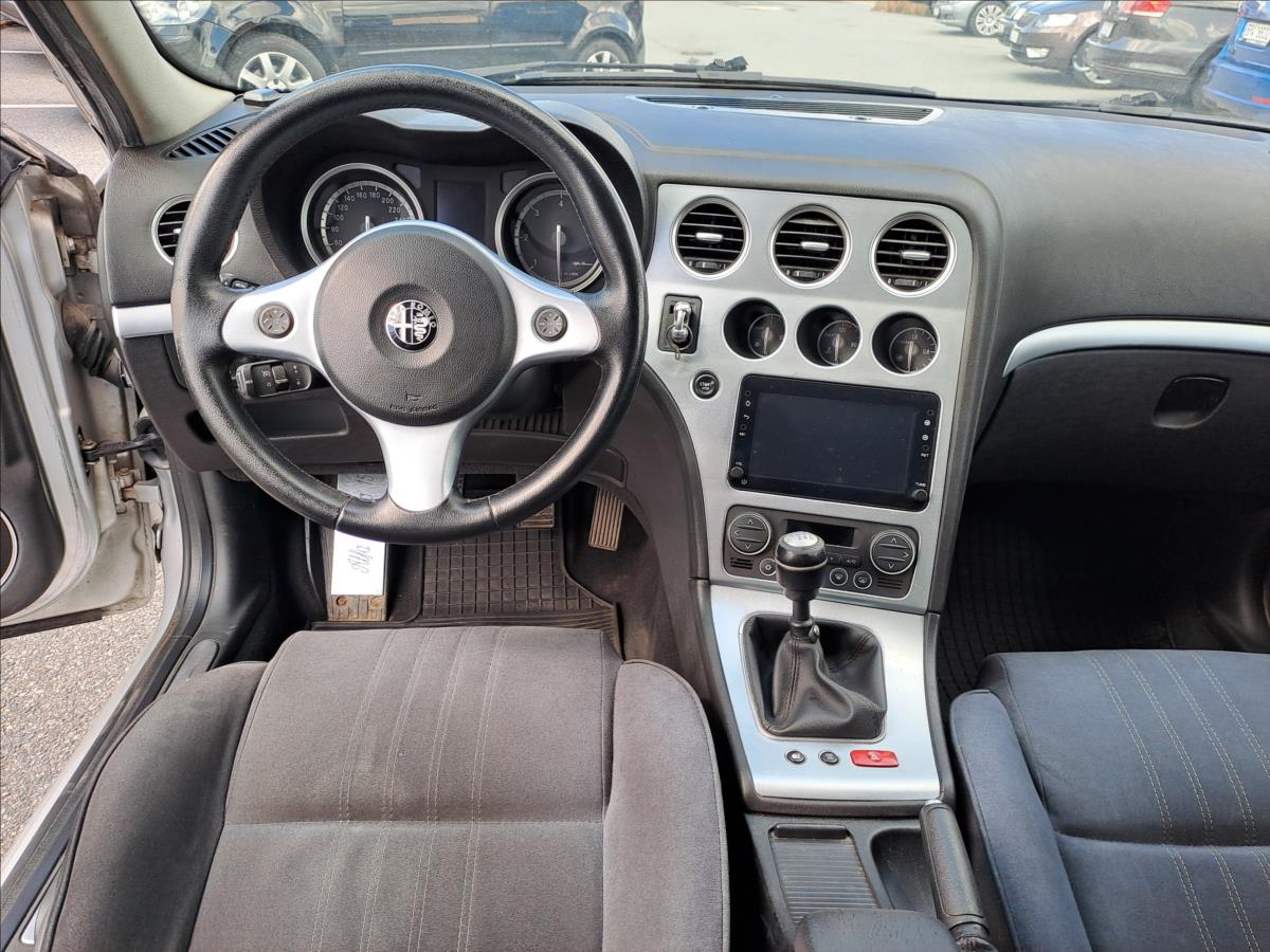 alfa-romeo-159-1-9-jtd - 8