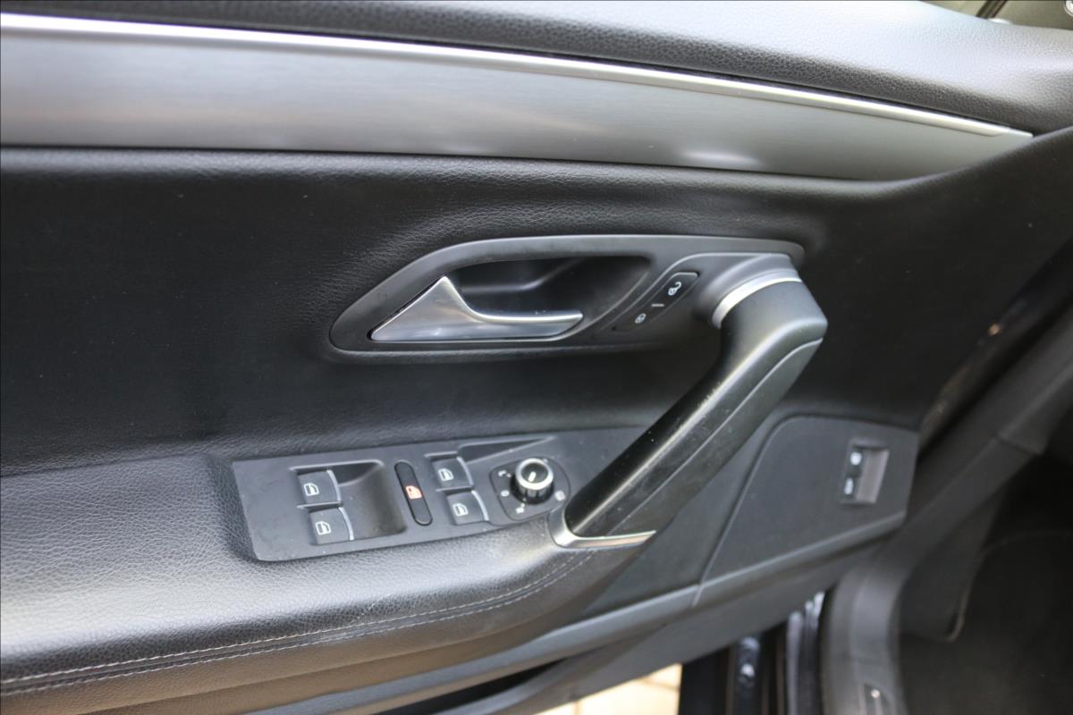 volkswagen-cc-2-0-155kw-cr-automat - 9