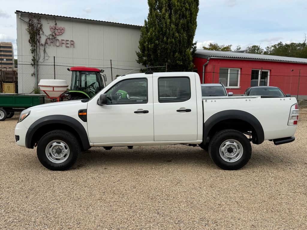 ford-ranger-2-5tdci-105kw-navijak-zachovaly-stav - 1