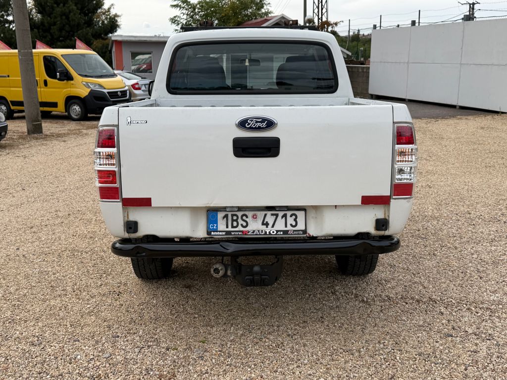 ford-ranger-2-5tdci-105kw-navijak-zachovaly-stav - 3