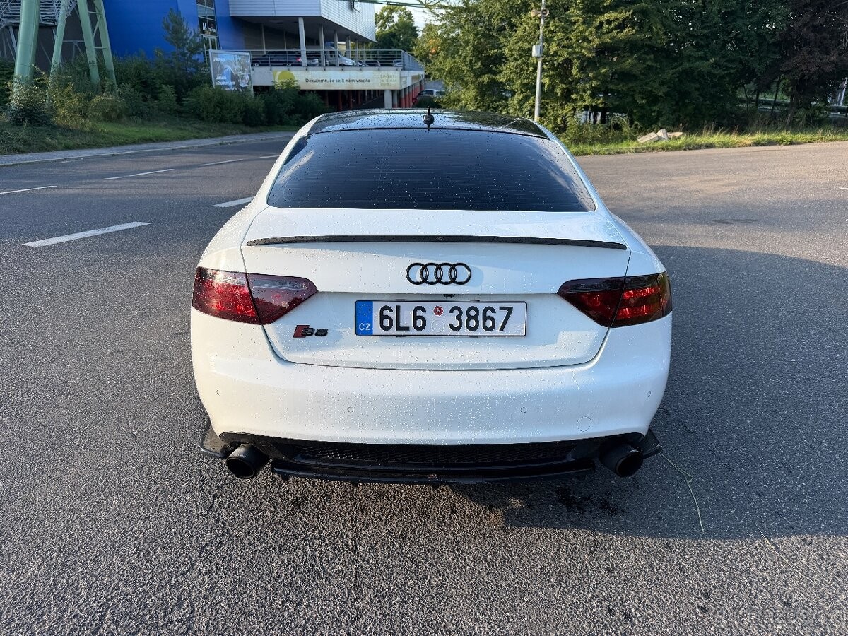 audi-a5-3-0 - 1