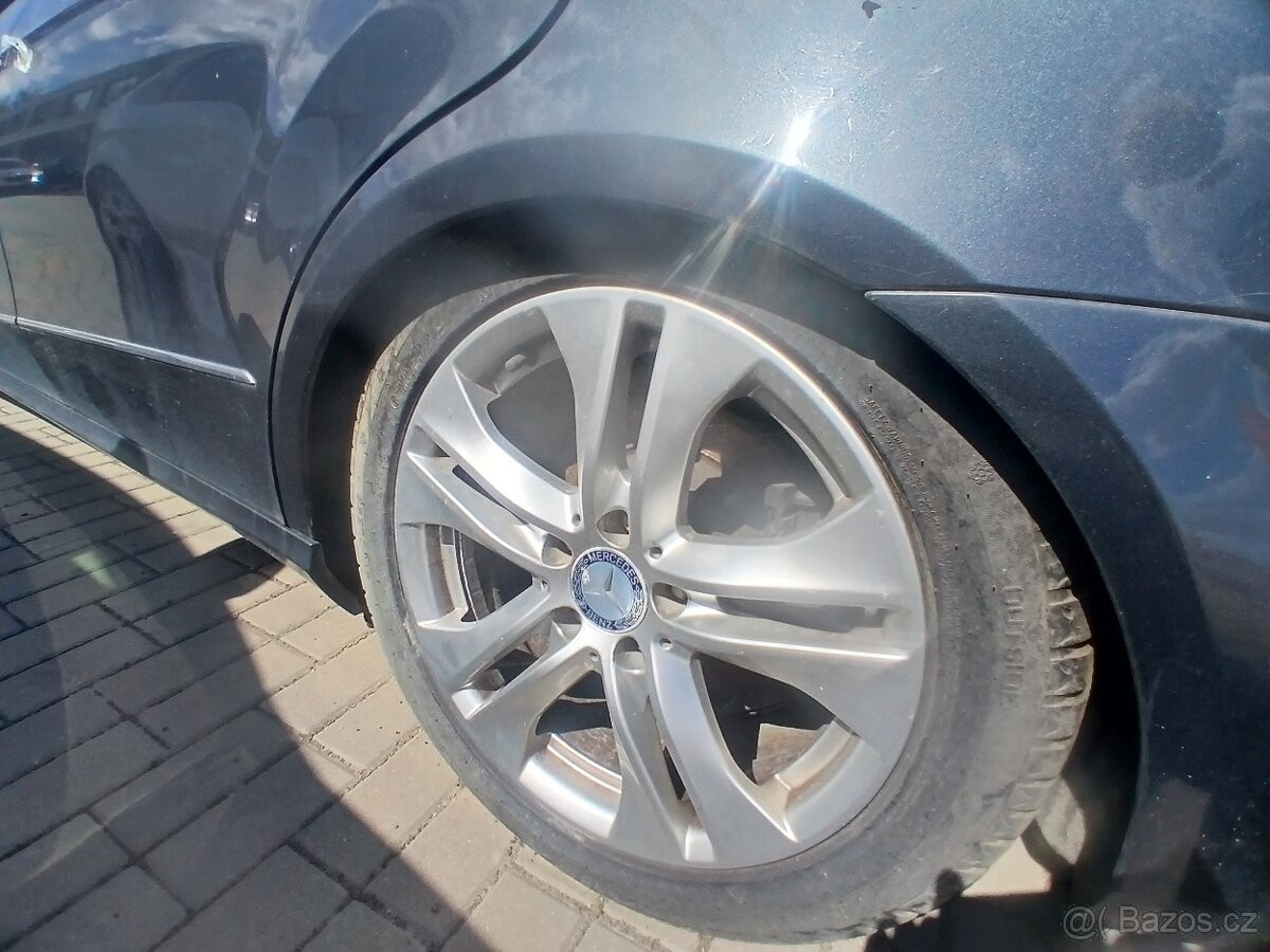 mercedes-benz-tridy-e-2-0-220-cdi-125-kw-r-v-2010 - 7