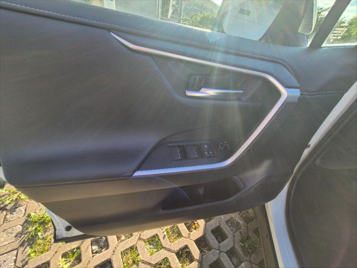 toyota-rav4-2-5-hybrid-awd-i-2021 - 7