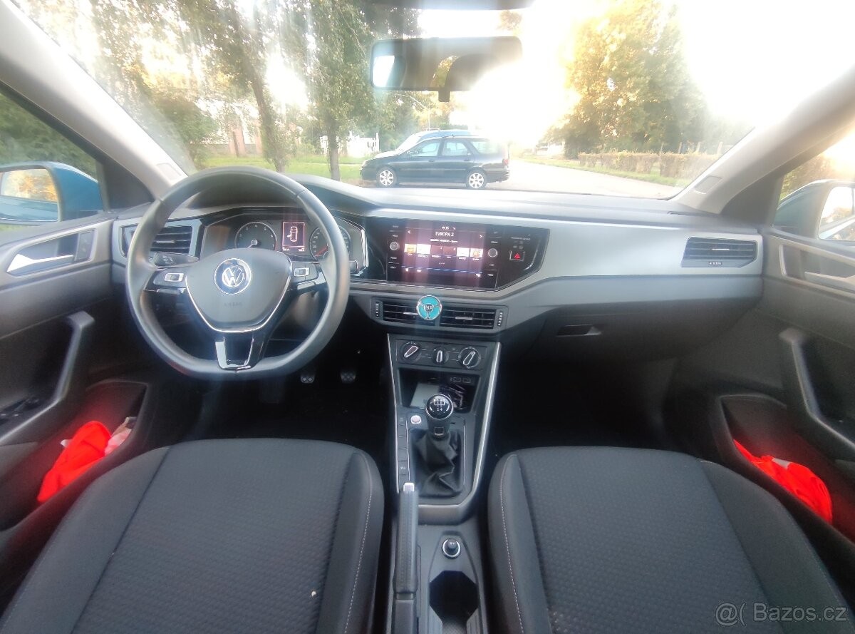 volkswagen-polo-1-0-tsi-70-kw - 4