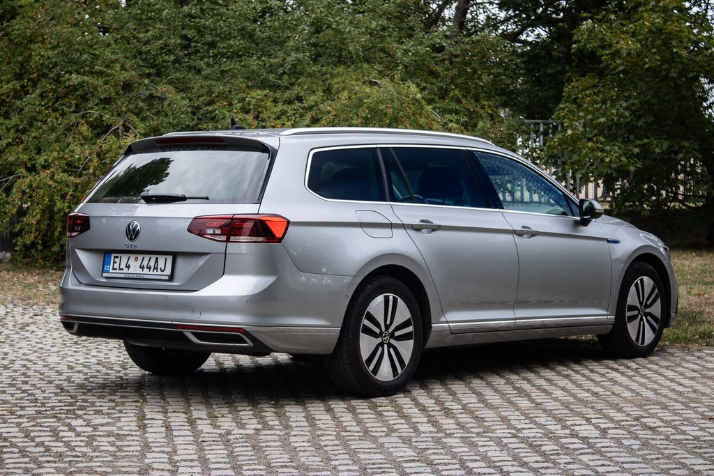 volkswagen-passat - 4