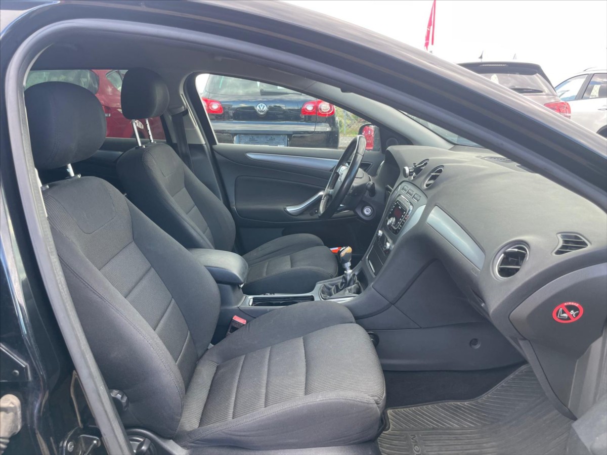 ford-mondeo-2-0-tdci - 9