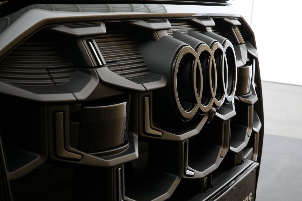 audi-q7-3-0tdi-210kw-s-line-7m-zaruka - 7