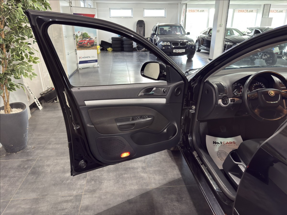 skoda-octavia-1-4-tsi-90kw-carplay-xenon - 5