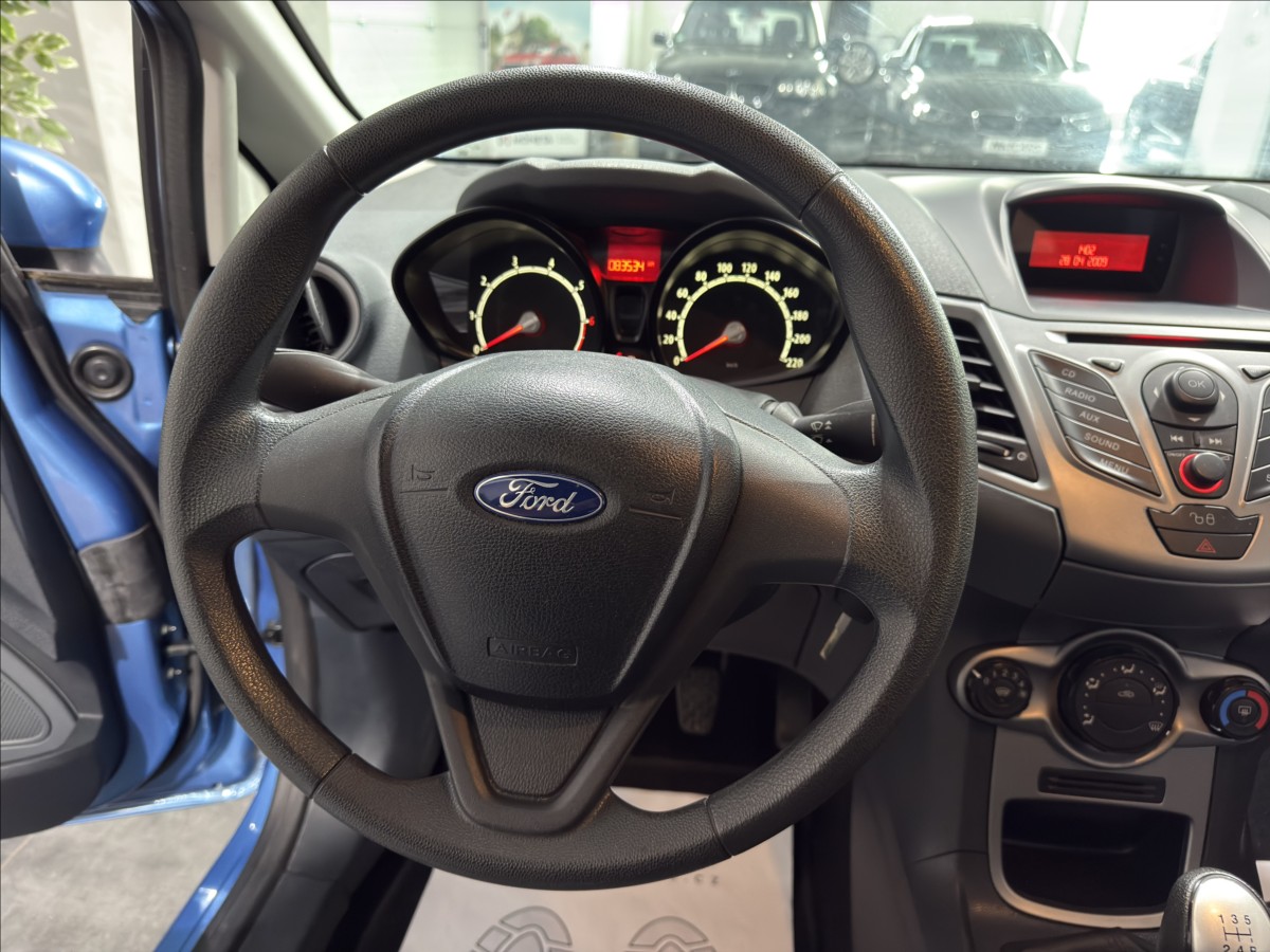 ford-fiesta-1-2-i-83-000km-servis-alu-stk - 6
