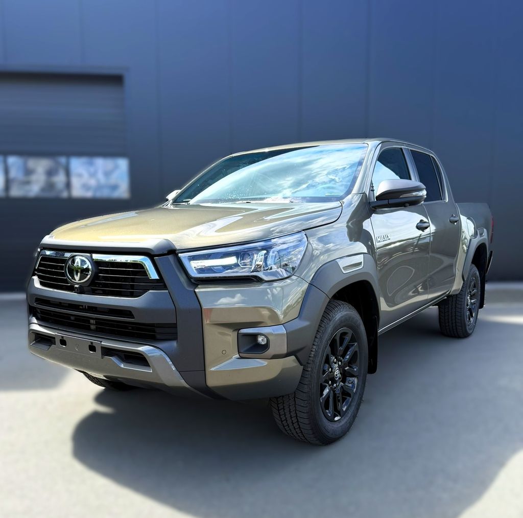 Toyota Hilux Invincible