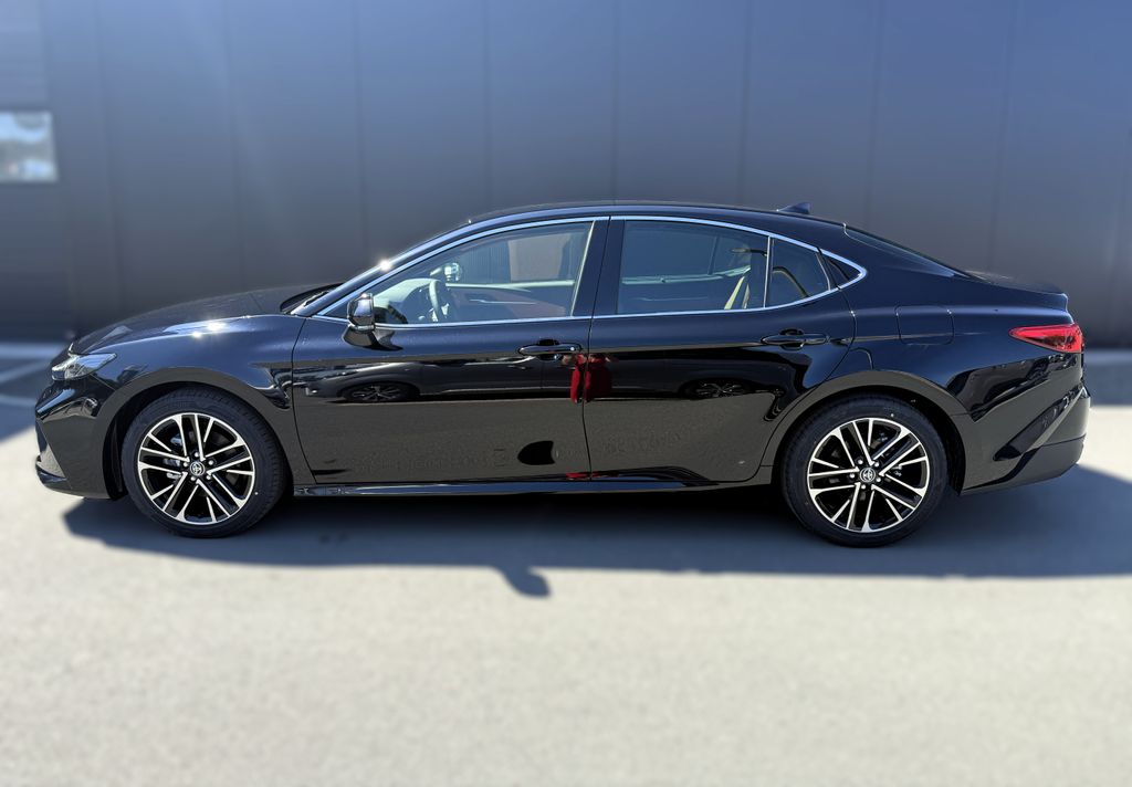 toyota-camry-executive - 1