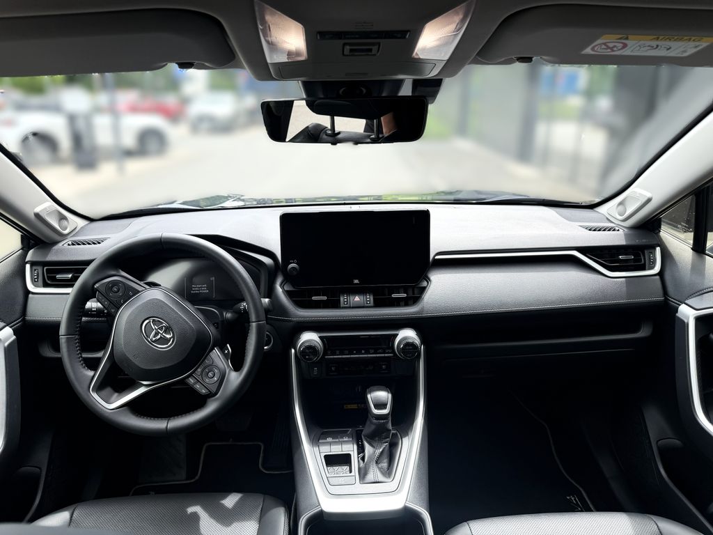 toyota-rav4-executive - 4
