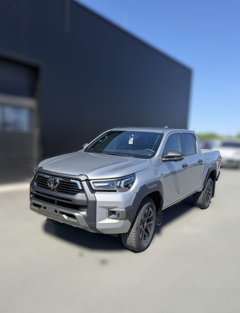 Toyota Hilux Invincible