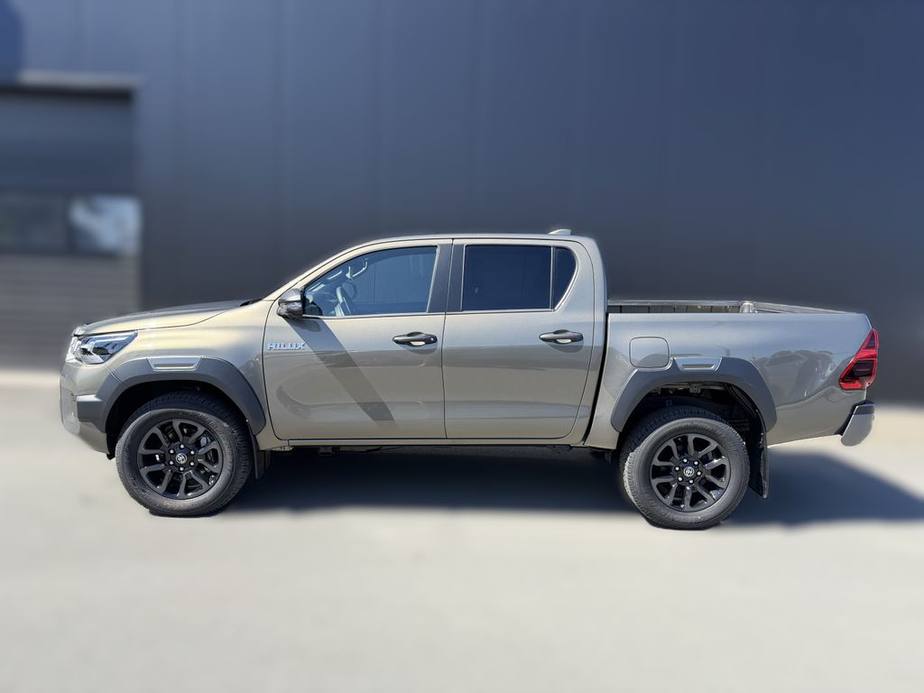 toyota-hilux-invincible - 1