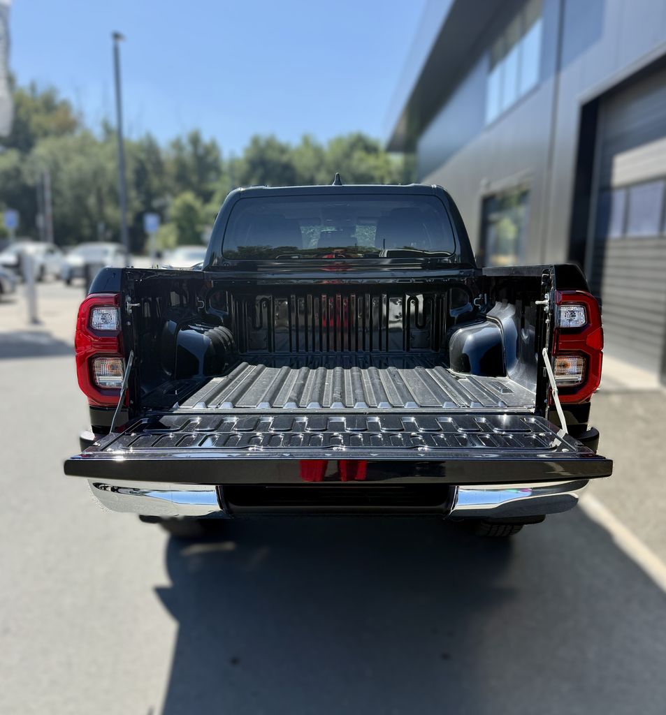 toyota-hilux-executive - 4