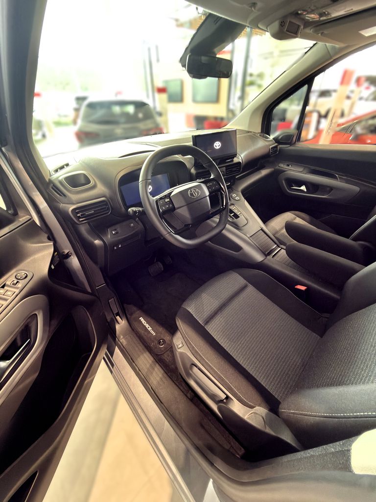 toyota-proace-city-verso-family-7s - 7